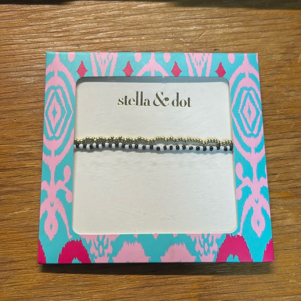 STELLA & DOT melody bracelet NWT